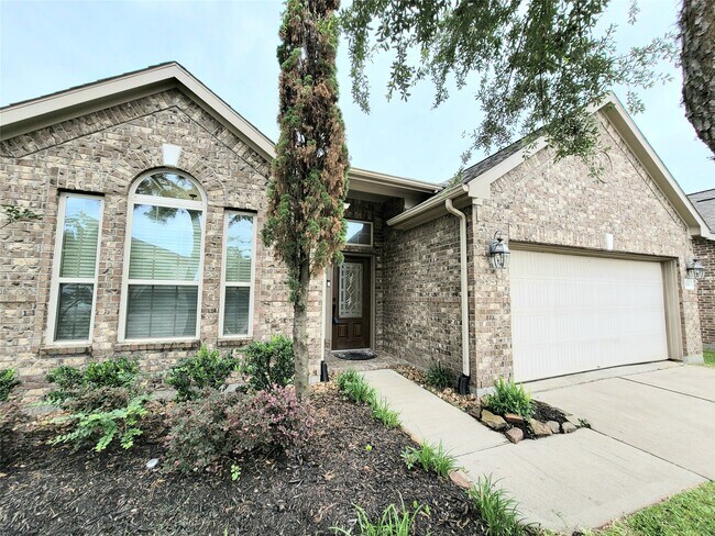 Building Photo - 7506 Amber Village Cir