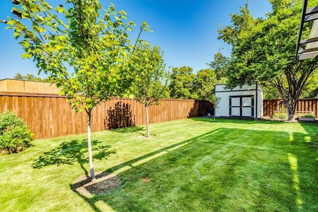 Building Photo - 11422 Bristle Oak Trail