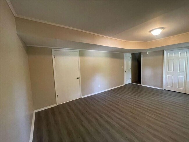 Building Photo - 55 Hunt Ridge Dr
