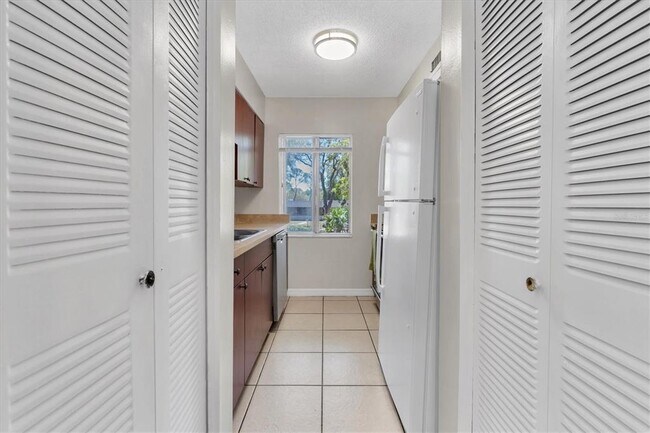 Building Photo - 7505 Pitch Pine Cir