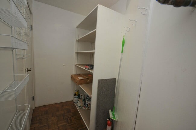 Utility Closet - 112 Franklin St