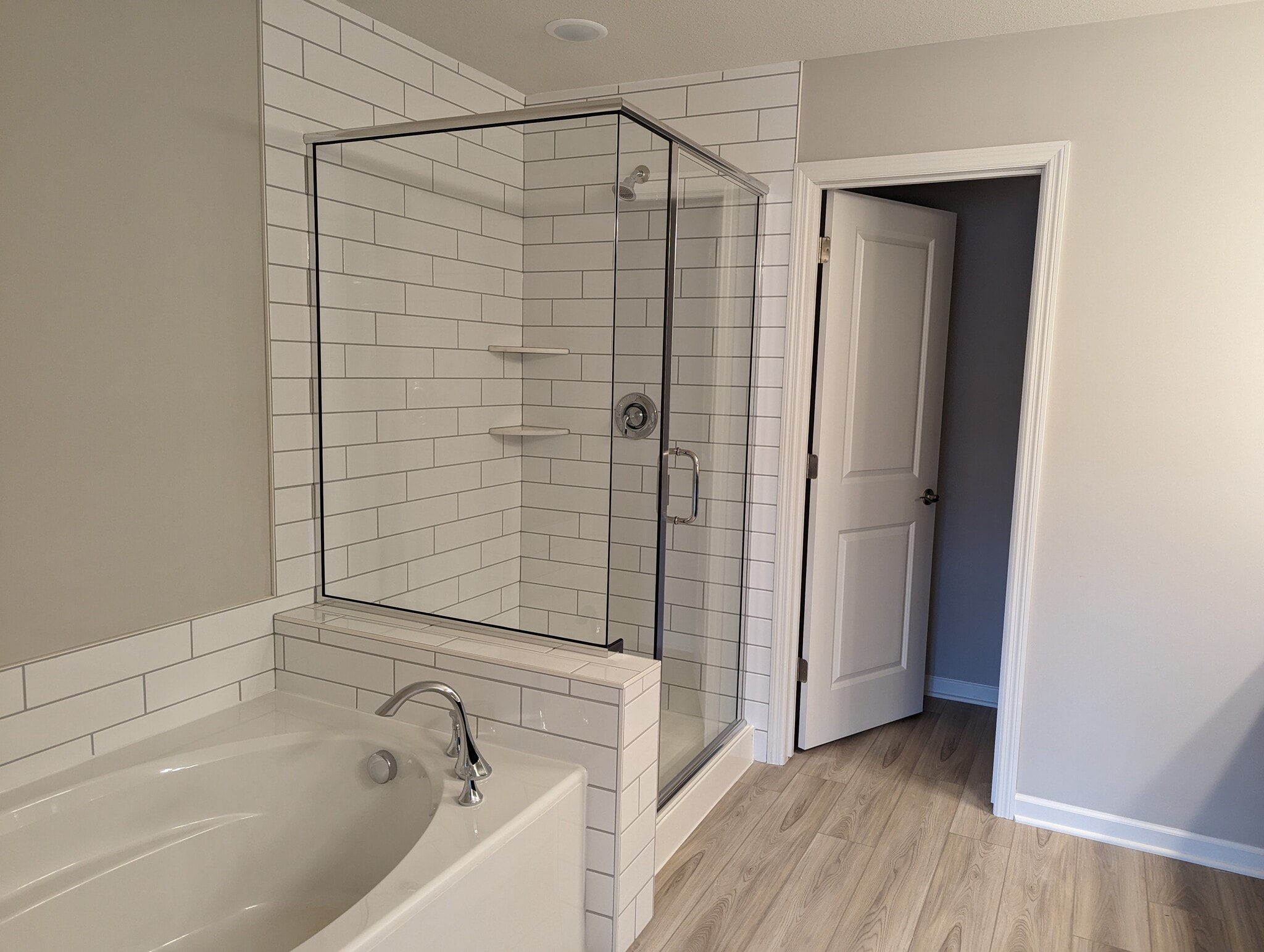 Building Photo - 14504 Twin Lakes Cir