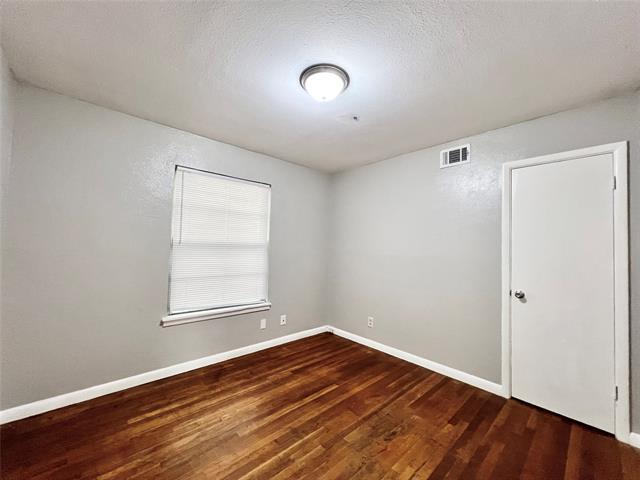 Building Photo - 1607 Herschel St