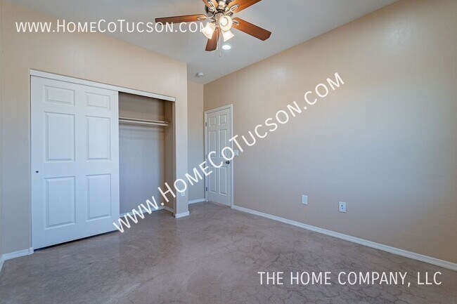 Building Photo - 5704, 5710-5718 E Hermans Road-HERMANS ROAD MARKETING