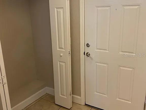 Building Photo - 2508 SW 35th Pl