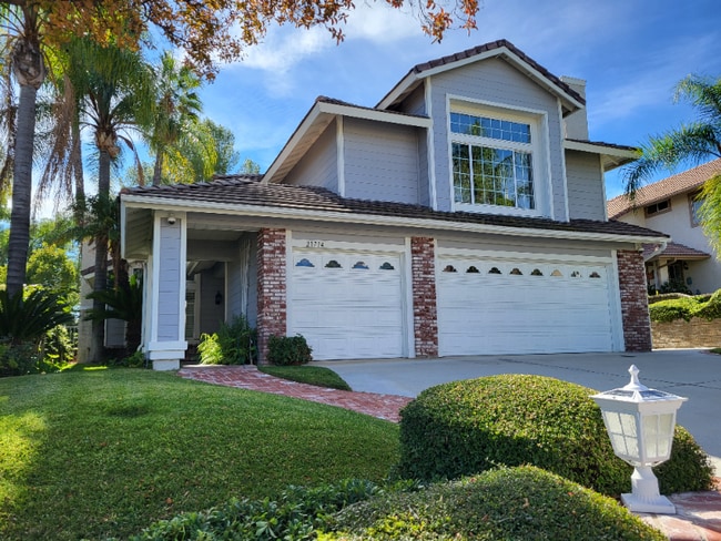 Building Photo - 21714 Agajanian Ln