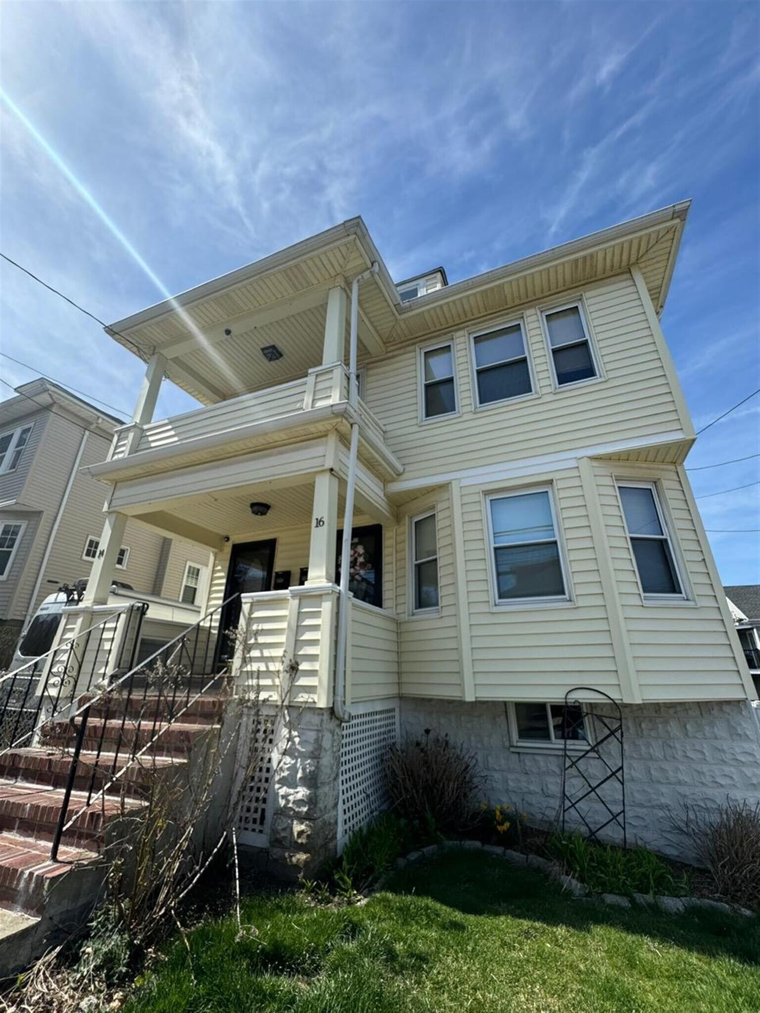 Building Photo - 14 Melville Rd