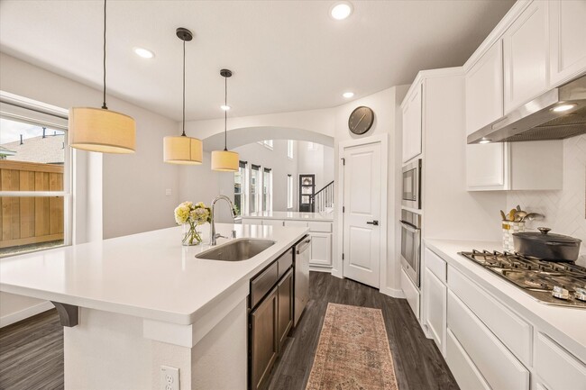 Building Photo - 7933 Spring Run Dr
