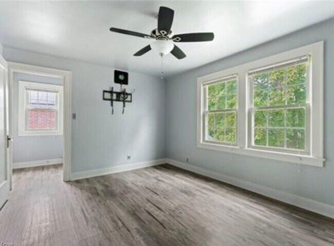 Building Photo - 4224 Chester Dr