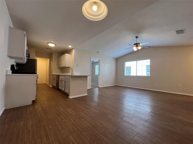 Building Photo - 12302 Alderbrook Dr