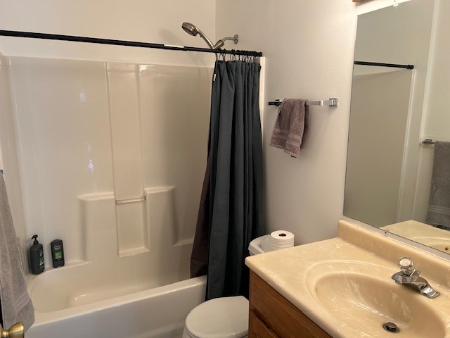 Building Photo - 731 Avenue D