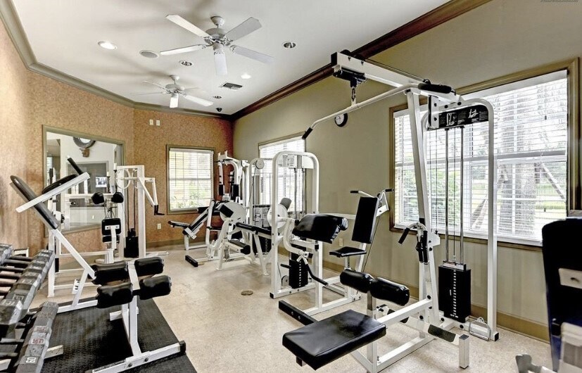 Building Photo - 1110 Villagio Cir
