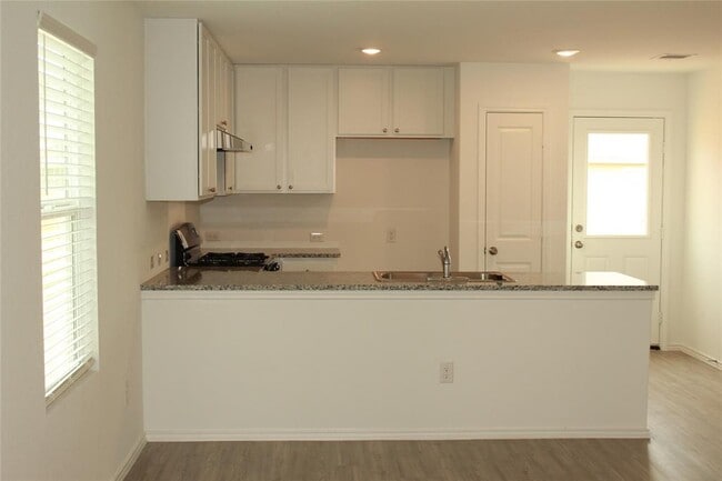 Building Photo - 5823 San Geronimo
