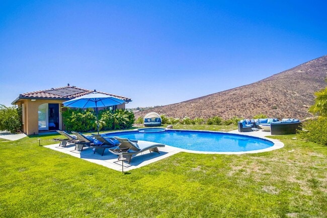 Building Photo - 408 Coastal Hills Dr