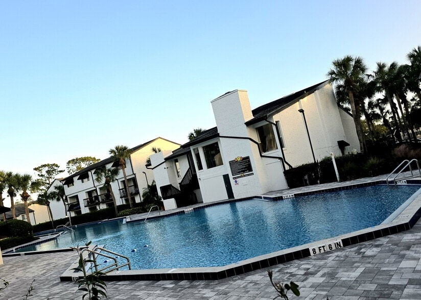 Building Photo - 4151 S Semoran Blvd