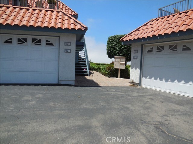 Building Photo - 124 Avenida Presidio