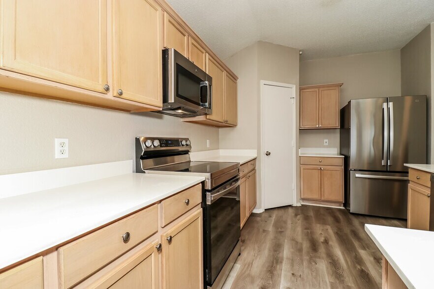 Building Photo - 1406 Kilkenny Dr