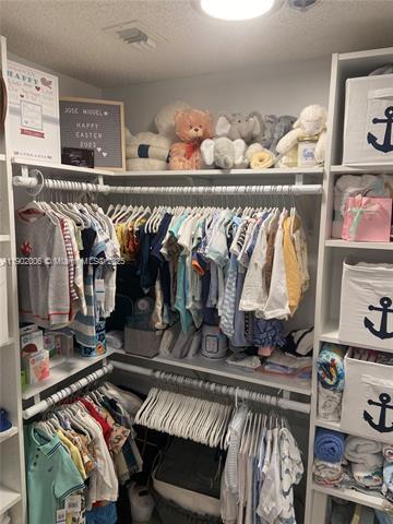 Building Photo - 540 Brickell Key Dr