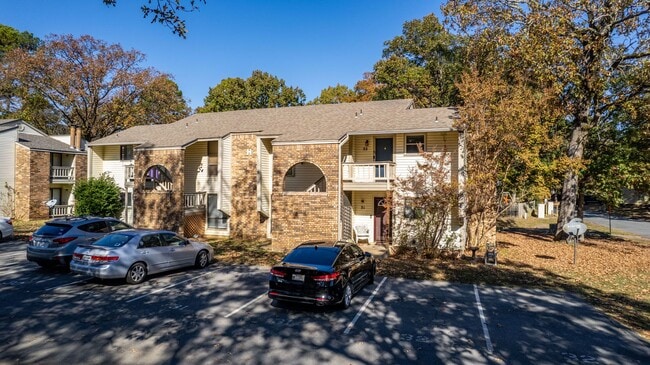 Building Photo - 101 Pine Forest Dr