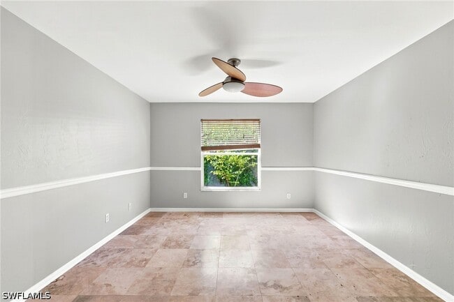 Building Photo - 25925 Pebblecreek Dr