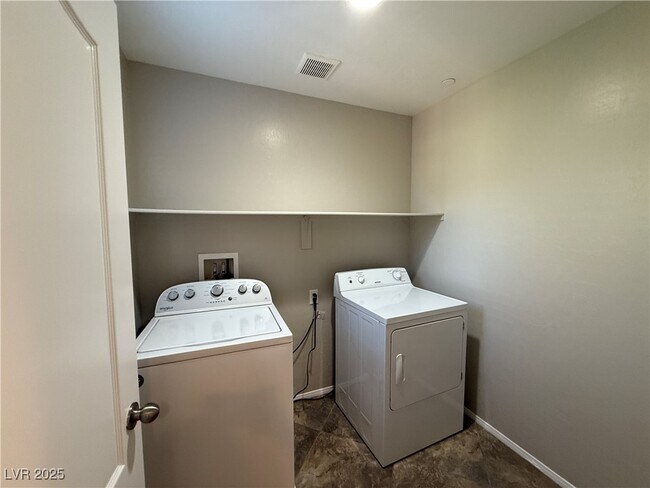 Building Photo - 4512 Simple Promise Ct