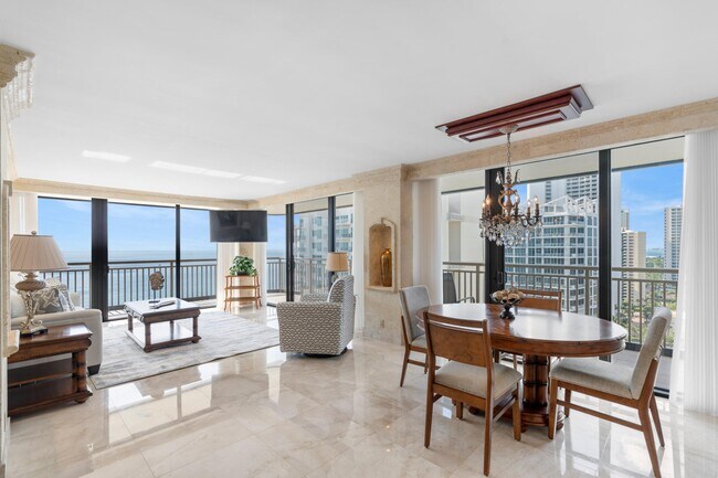 Building Photo - 3400 N Ocean Dr