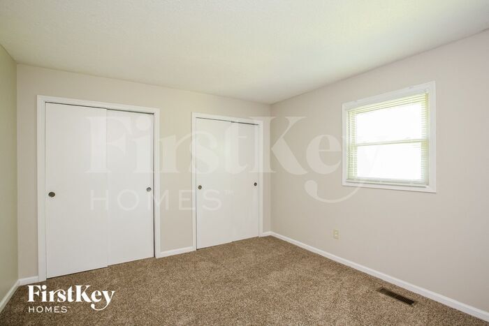 Building Photo - 211 Banbury Rd