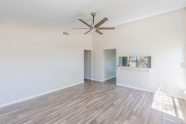 Building Photo - 10309 Burmaster Ln