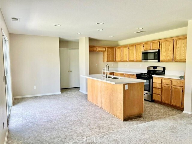 Building Photo - 32040 Poppy Way