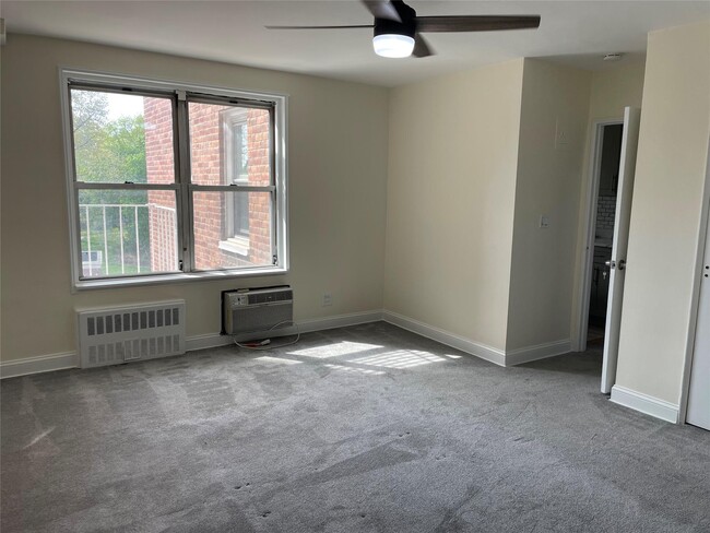 Building Photo - 6300 Riverdale Ave