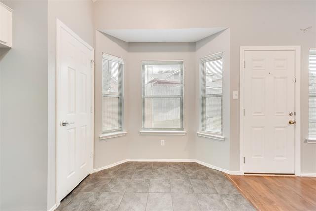 Building Photo - 1220 Royal Crescent Dr