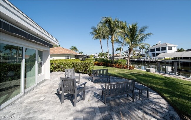 Building Photo - 911 Heron Ct