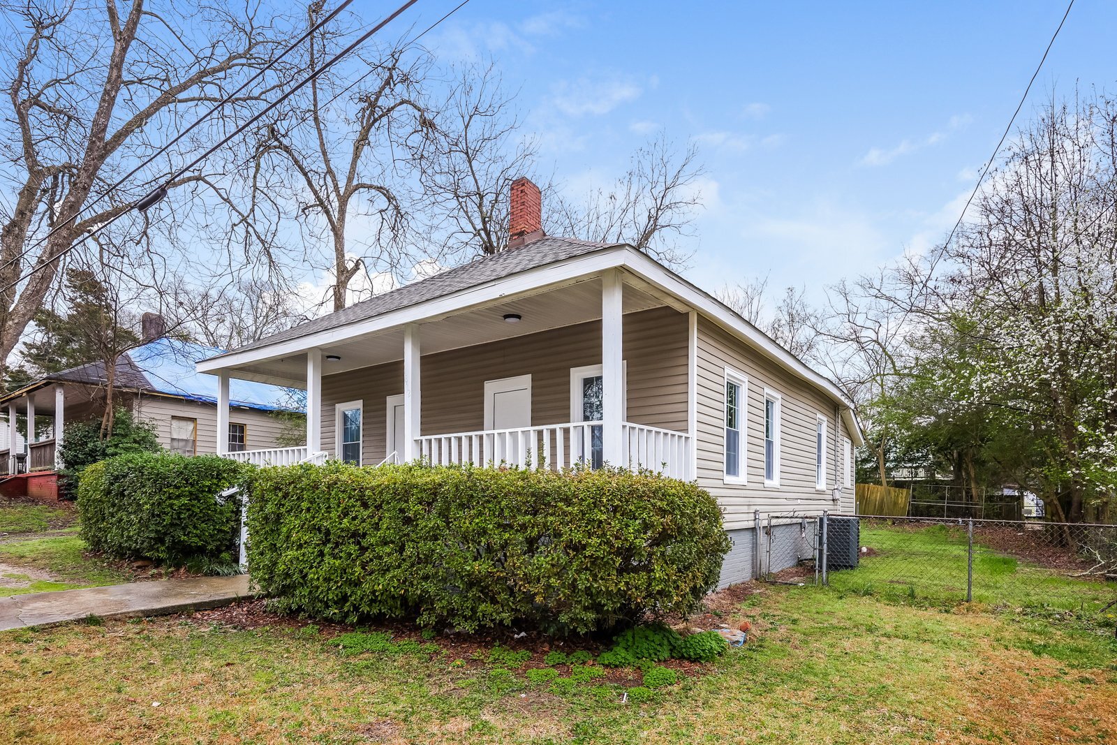 Building Photo - 912 Georgia Ave