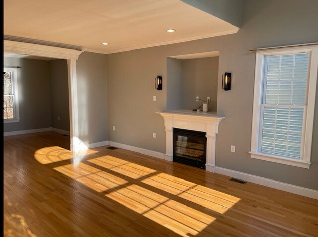 Building Photo - 73 Zain Cir