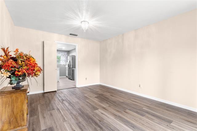 Building Photo - 6930 Trailcrest Dr