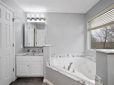 Building Photo - 963 Shadow Pine Dr
