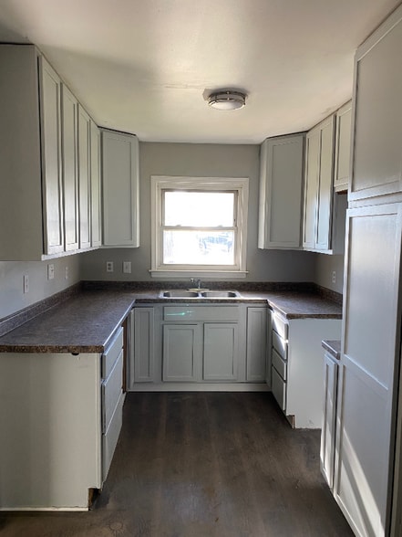 Building Photo - 2601 Palm Ave