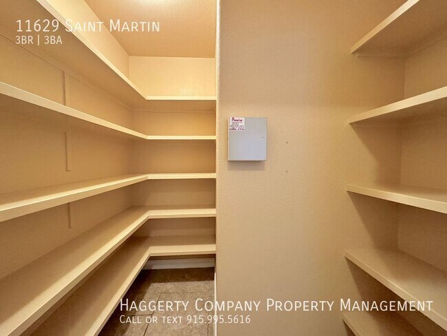 Building Photo - 11629 St Martin Way