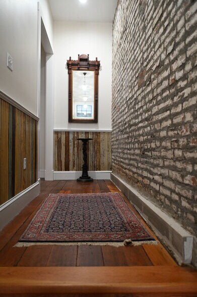 Building Photo - 1207 Washington St