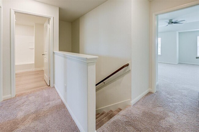 Building Photo - 28057 Irving Dr