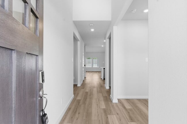 Building Photo - 5403 Kingdom Heights Blvd