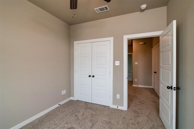 Building Photo - 600 Harvest Moon Dr