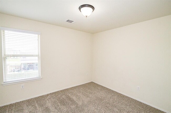 Building Photo - 317 Noddy Rd