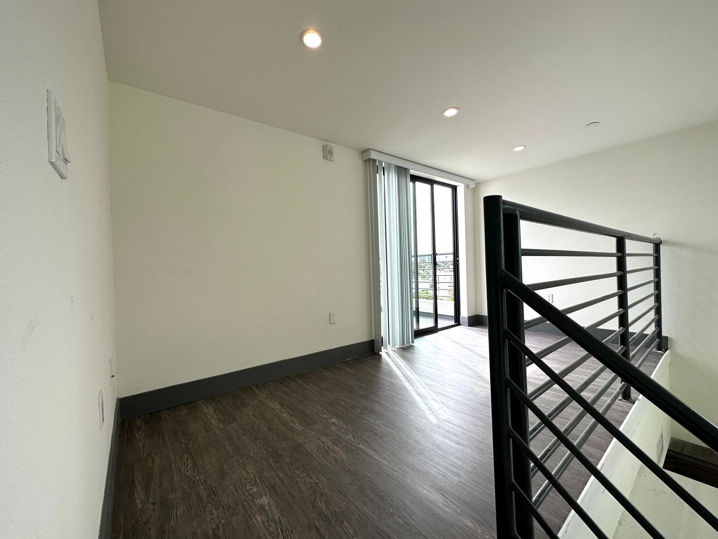 Building Photo - 3743 Midvale Ave