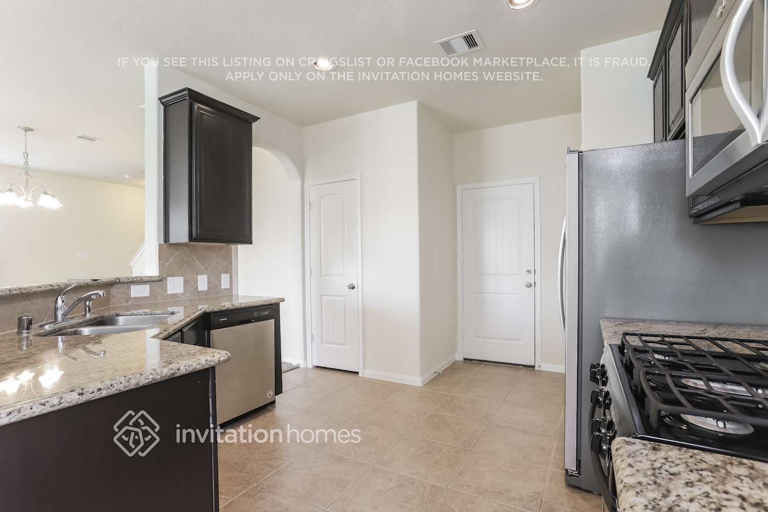 Building Photo - 30823 Gardenia Trace Dr