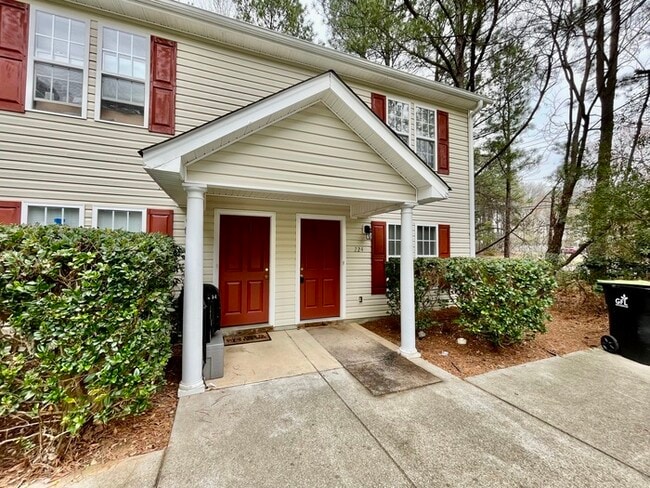 Building Photo - 224 Bass Lake Rd