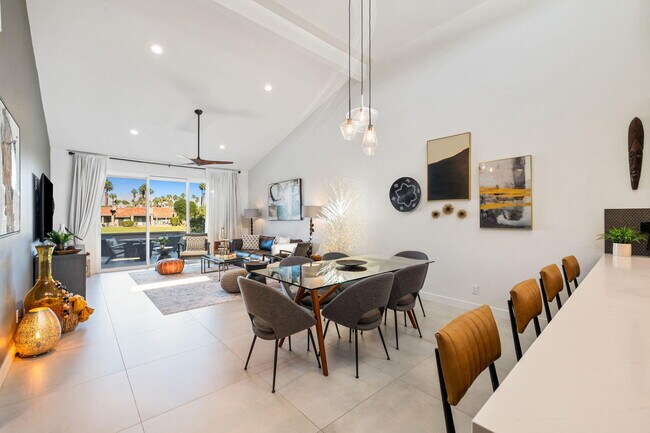 Building Photo - 76658 Daffodil Dr