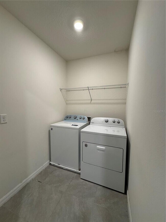 Building Photo - 12400 Bowes Branch Rd