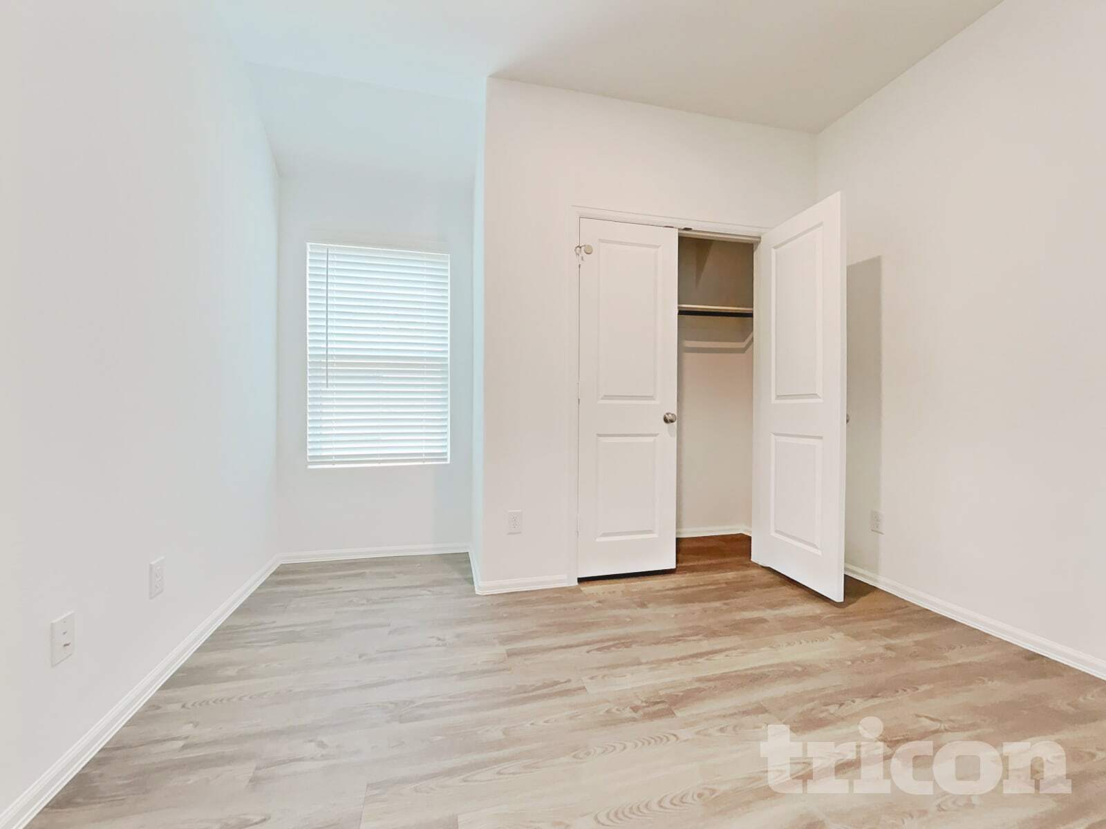 Building Photo - 212 Seven Pnes Dr