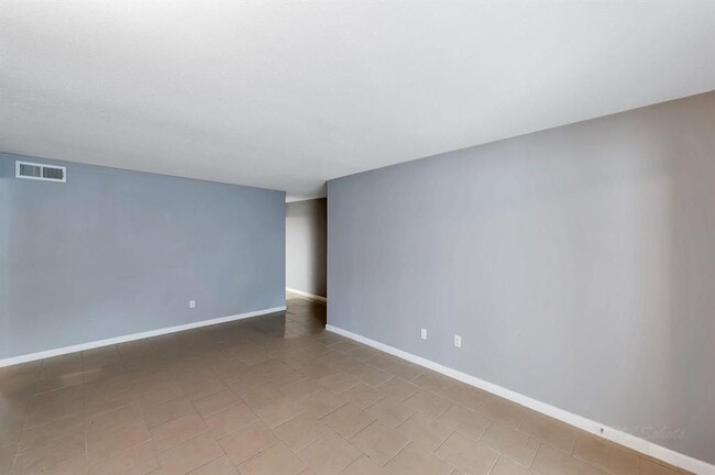 Building Photo - 12633 Memorial Dr